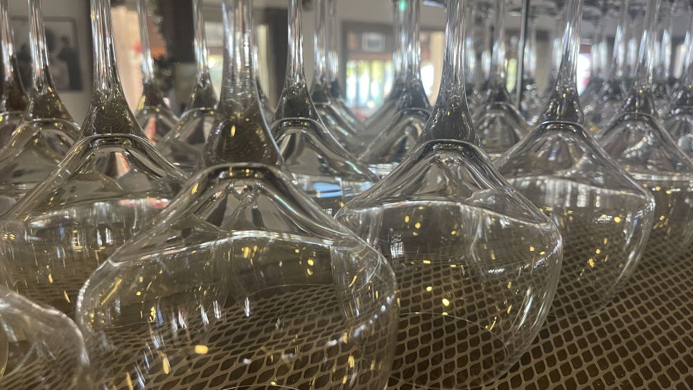 acropolis-tavern-your-family-friendly-greek-restaurant-in-mesogi